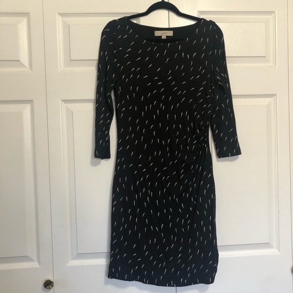 LOFT Dresses & Skirts - Loft printed knit side ruched dress sz.S